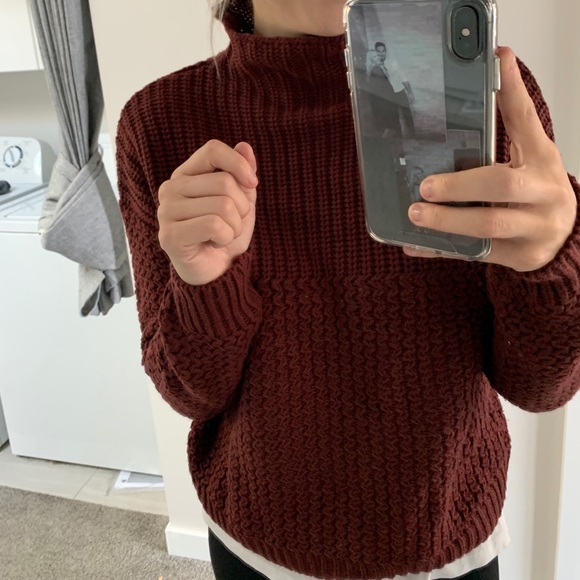 Noisy May Fall Turtleneck - Picture 5 of 5